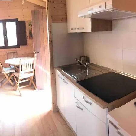 Glamorous Cabin On A Farm Dağ evi