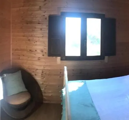 Dağ evi Glamorous Cabin On A Farm Vila do Bispo